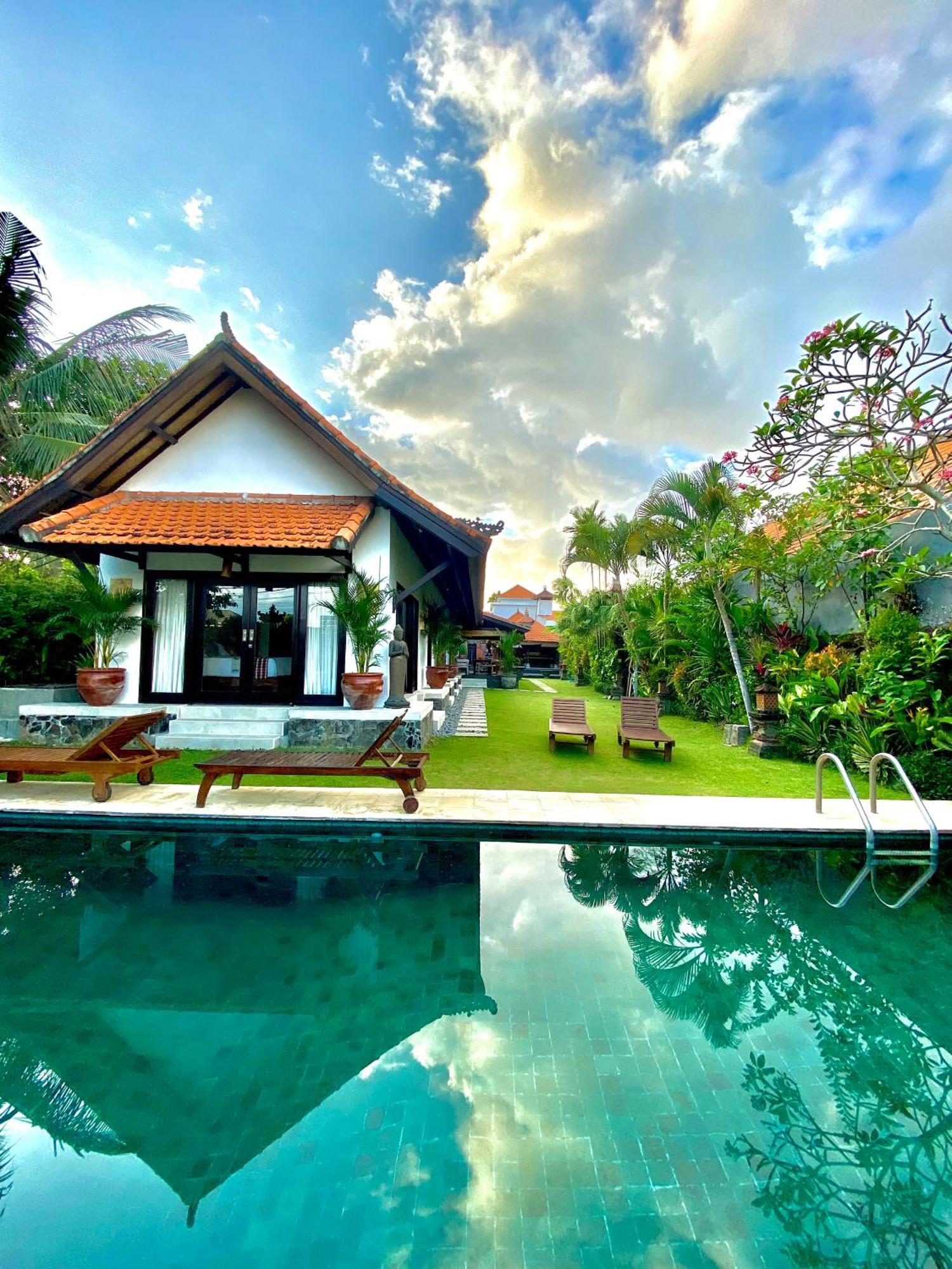 Hotel Puri Ayu Canggu Exterior foto